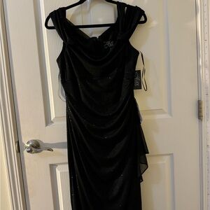 Black Drees - Alex Evenings